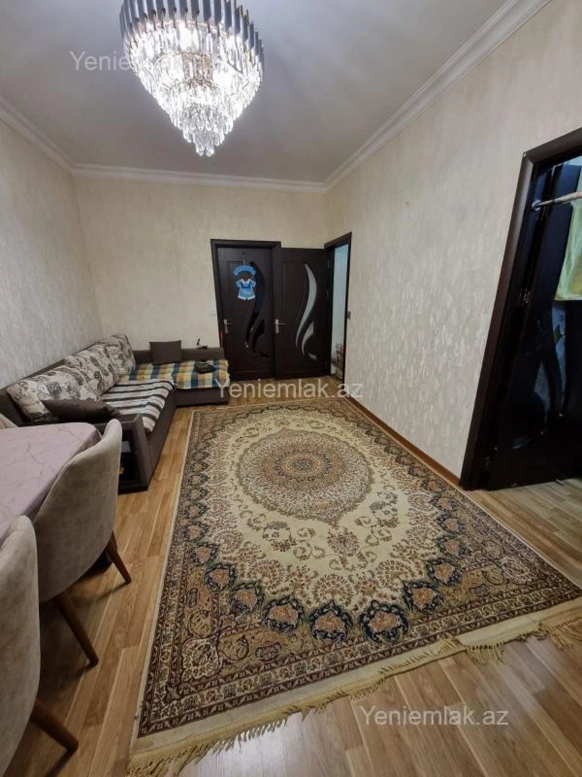 Satılır 3 otaqlı köhnə tikili 55 m²