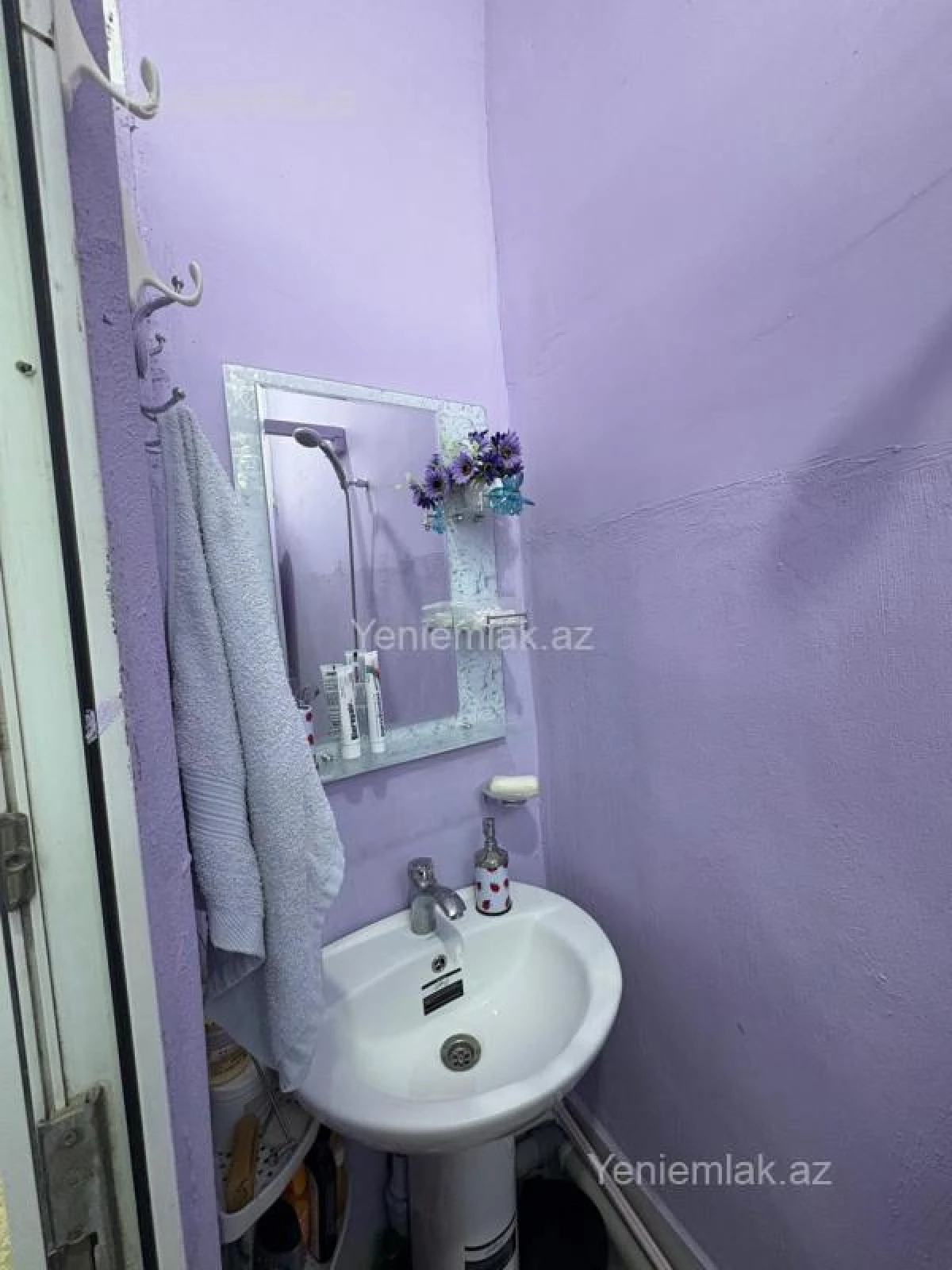 Satılır 1 otaqlı köhnə tikili 40 m²