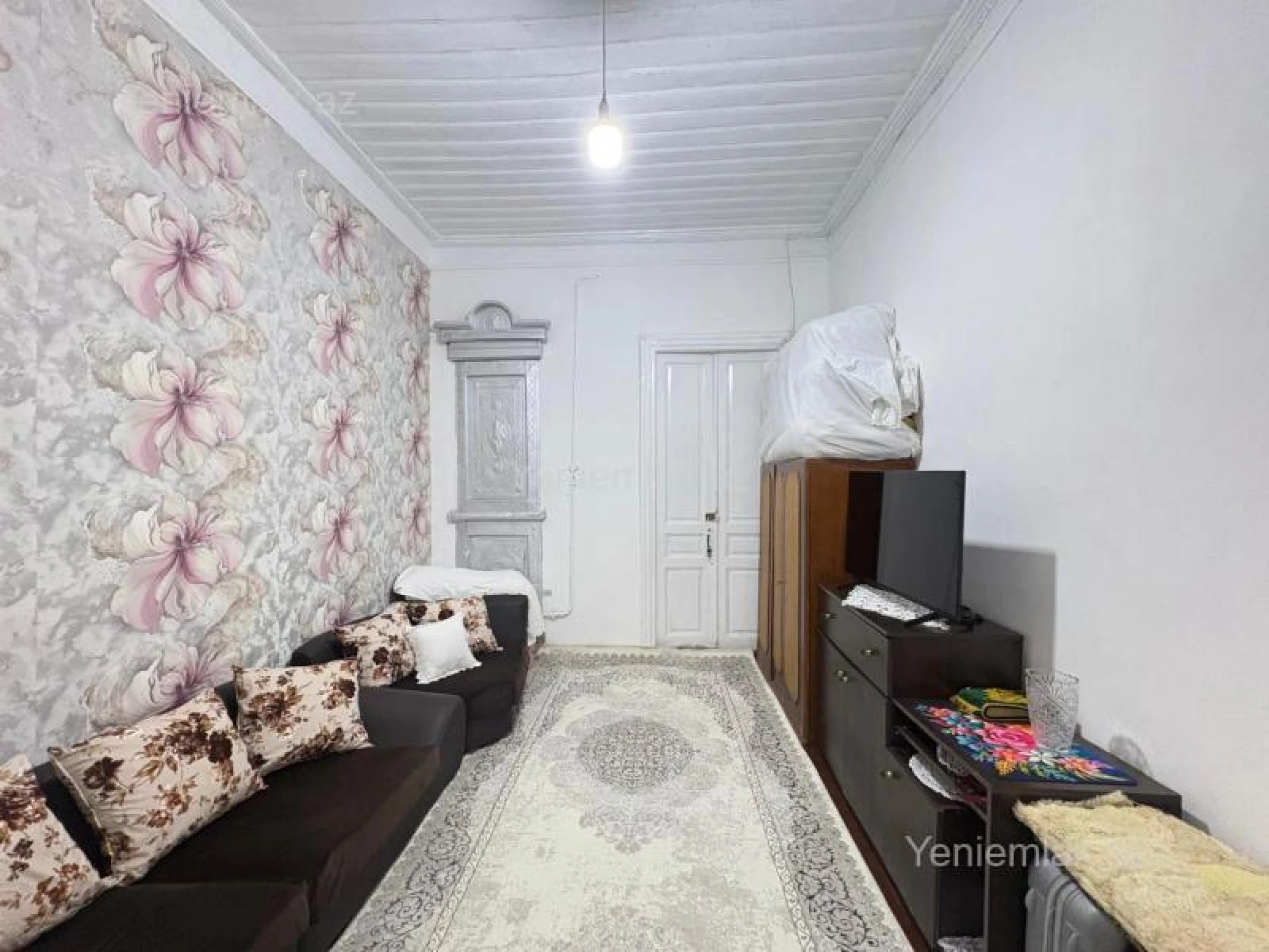 Satılır 1 otaqlı köhnə tikili 40 m²