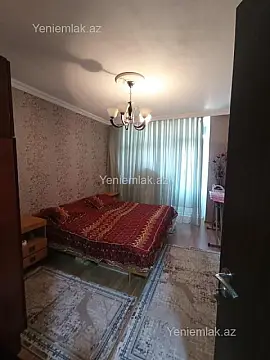 Satılır 4 otaqlı köhnə tikili 100 m²
