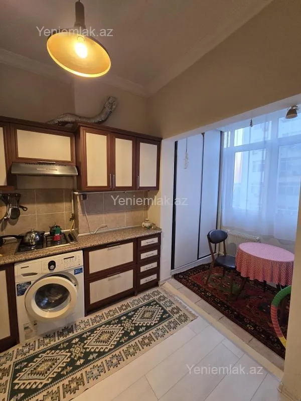 Satılır 2 otaqlı yeni tikili 65 m²
