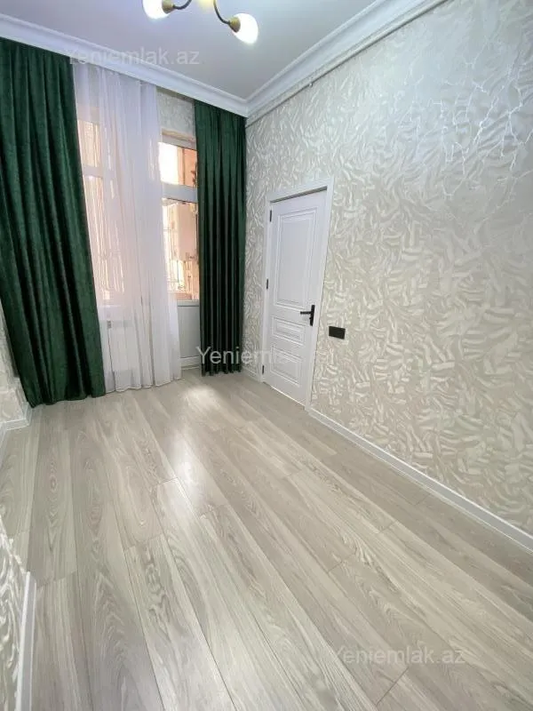 Satılır 2 otaqlı yeni tikili 53 m²