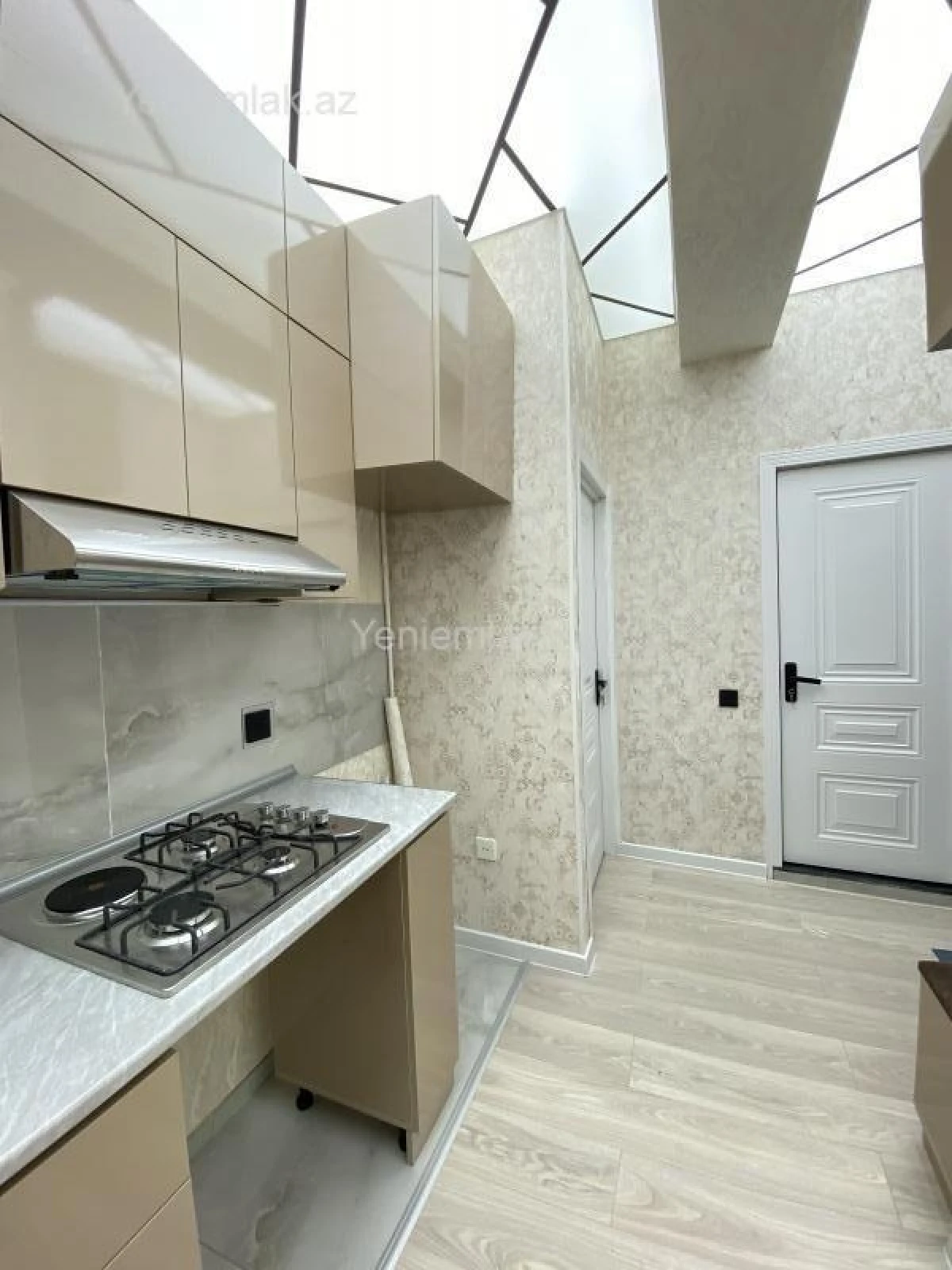 Satılır 2 otaqlı yeni tikili 53 m²