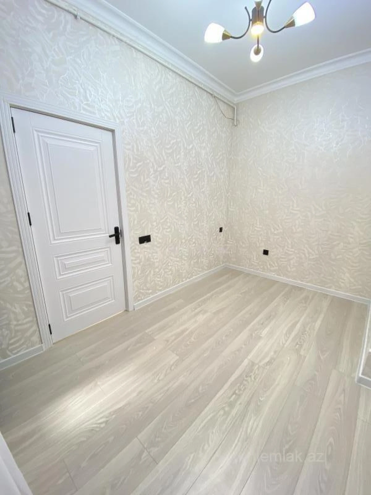 Satılır 2 otaqlı yeni tikili 53 m²