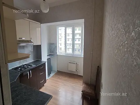 Satılır 2 otaqlı köhnə tikili 60 m²
