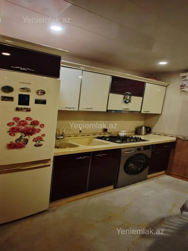 Satılır 3 otaqlı köhnə tikili 62 m²