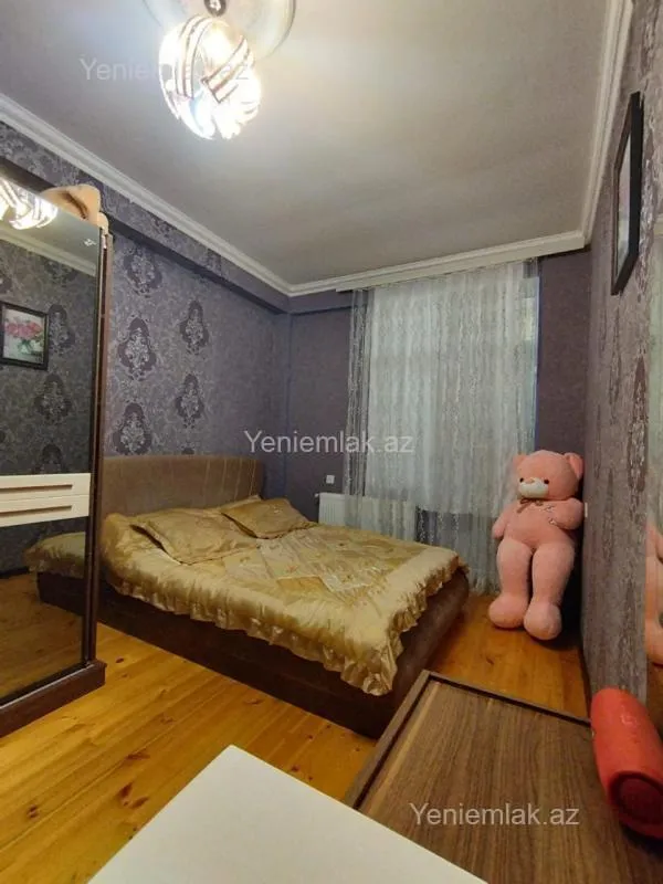 Satılır 3 otaqlı yeni tikili 70 m²