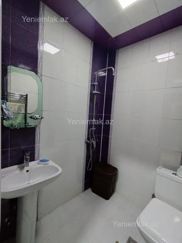 Satılır 3 otaqlı yeni tikili 70 m²
