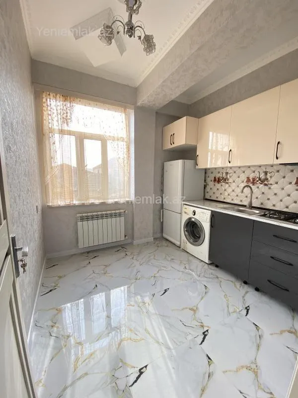 Satılır 2 otaqlı yeni tikili 65 m²