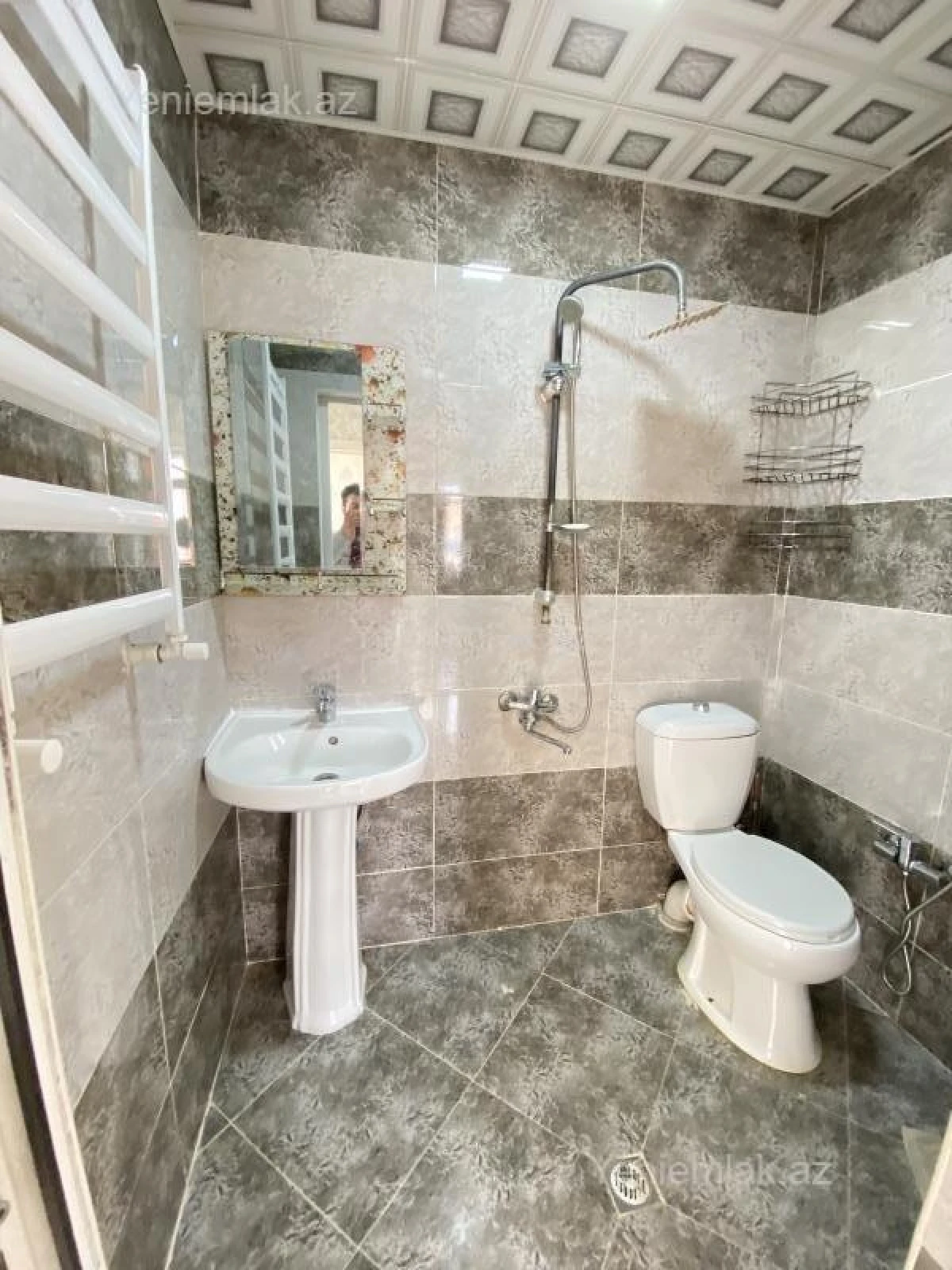 Satılır 2 otaqlı yeni tikili 65 m²