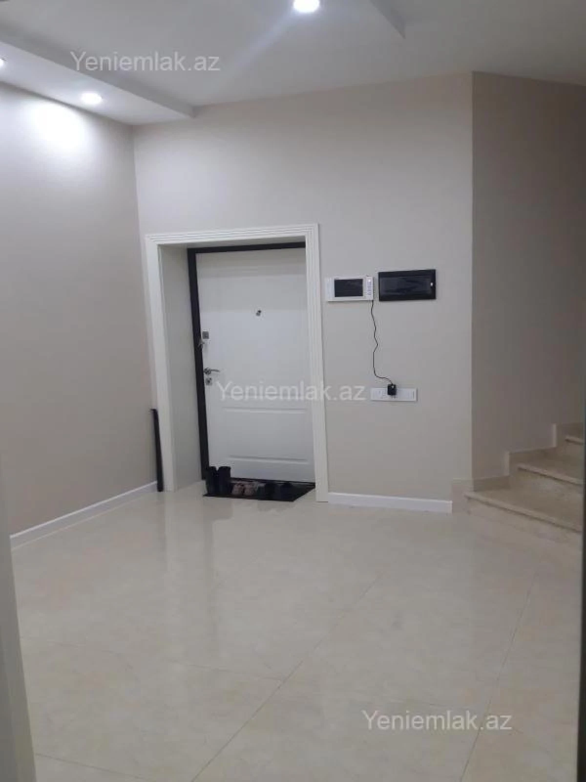 Satılır 6 otaqlı həyət evi 260 m²