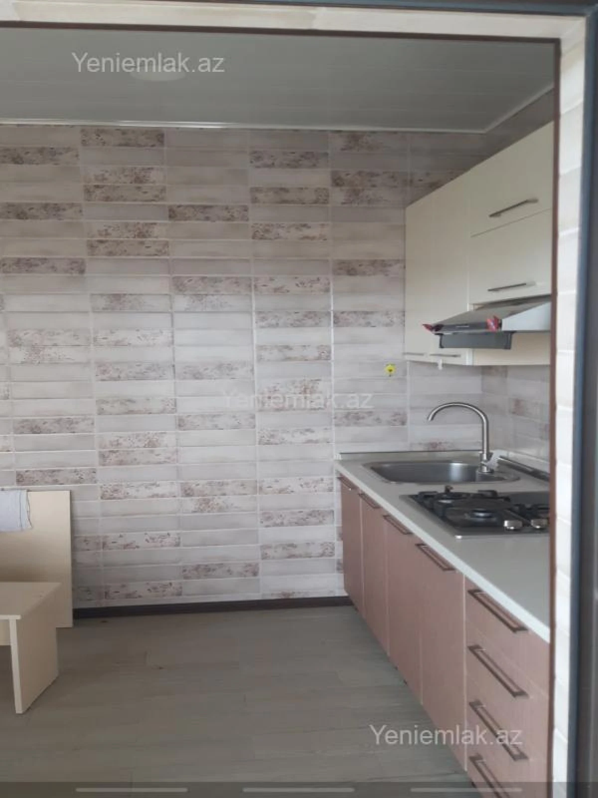 Satılır 6 otaqlı həyət evi 260 m²