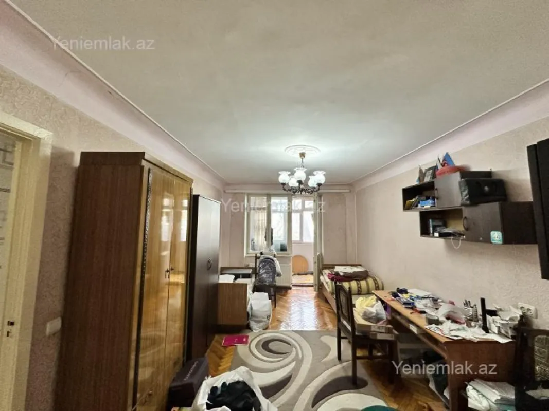 Satılır 3 otaqlı köhnə tikili 65 m²
