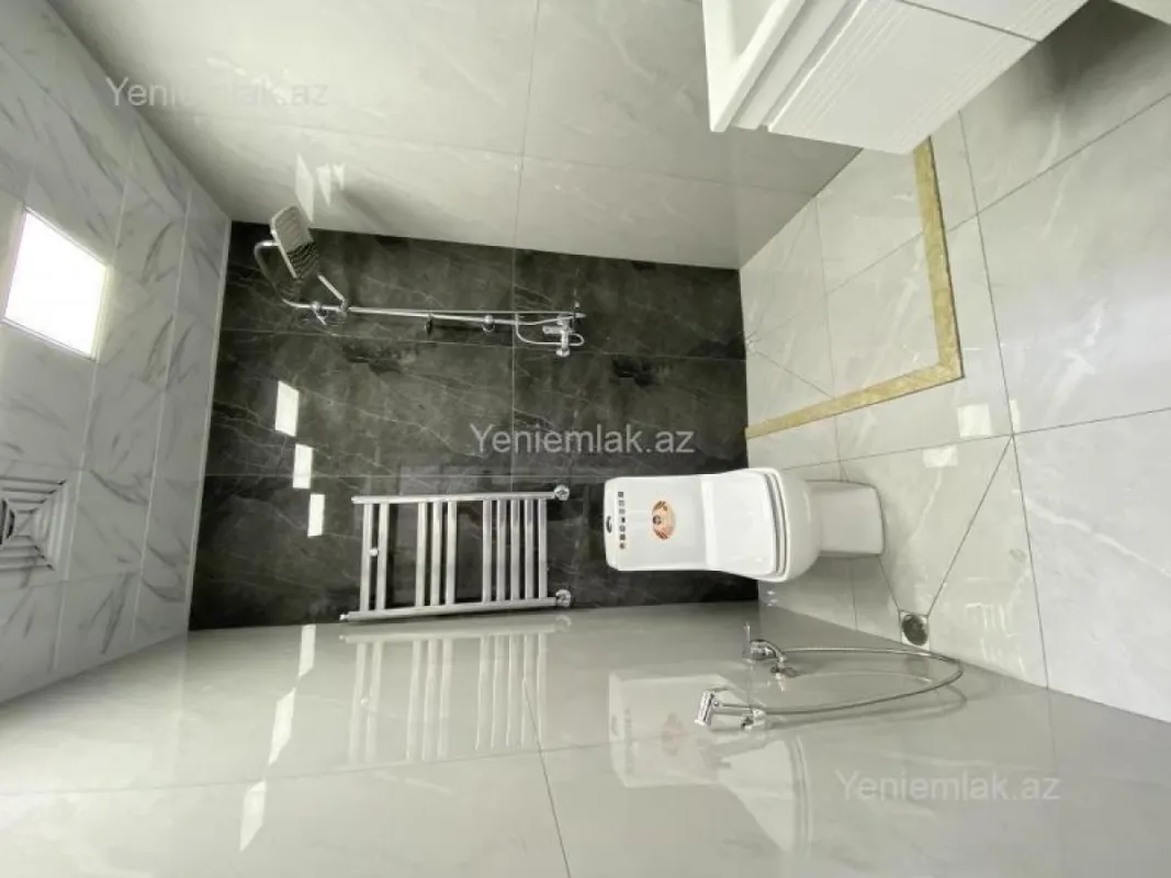 Satılır 2 otaqlı yeni tikili 65 m²