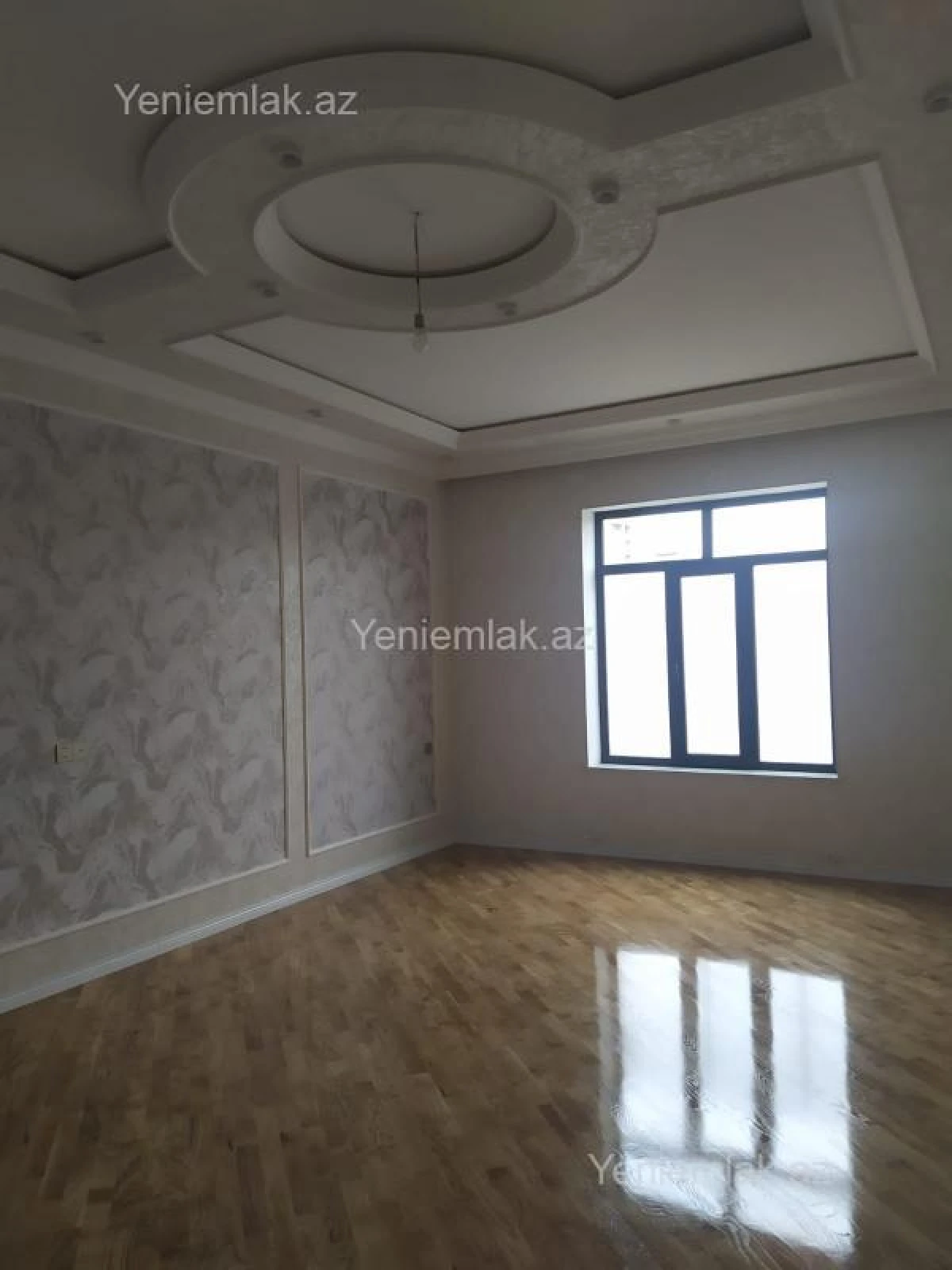 Satılır 5 otaqlı həyət evi 330 m²