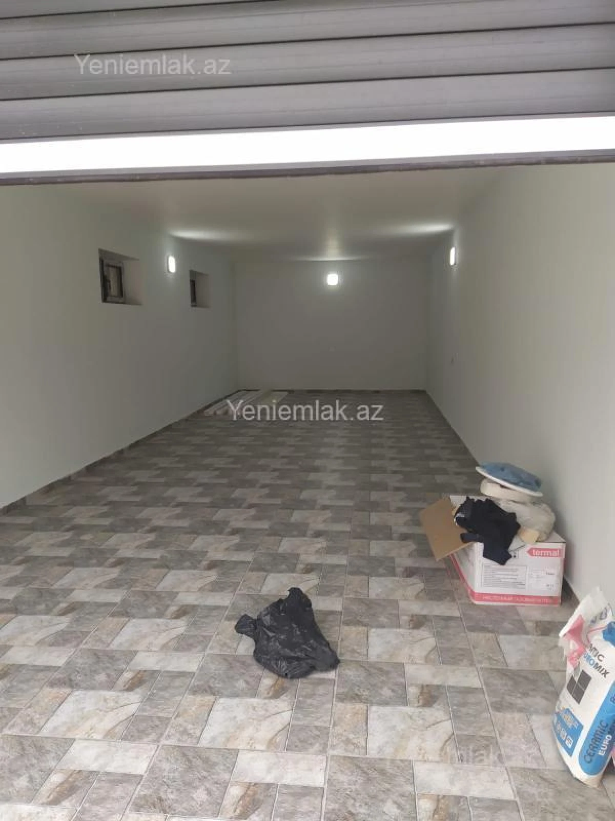 Satılır 5 otaqlı həyət evi 330 m²