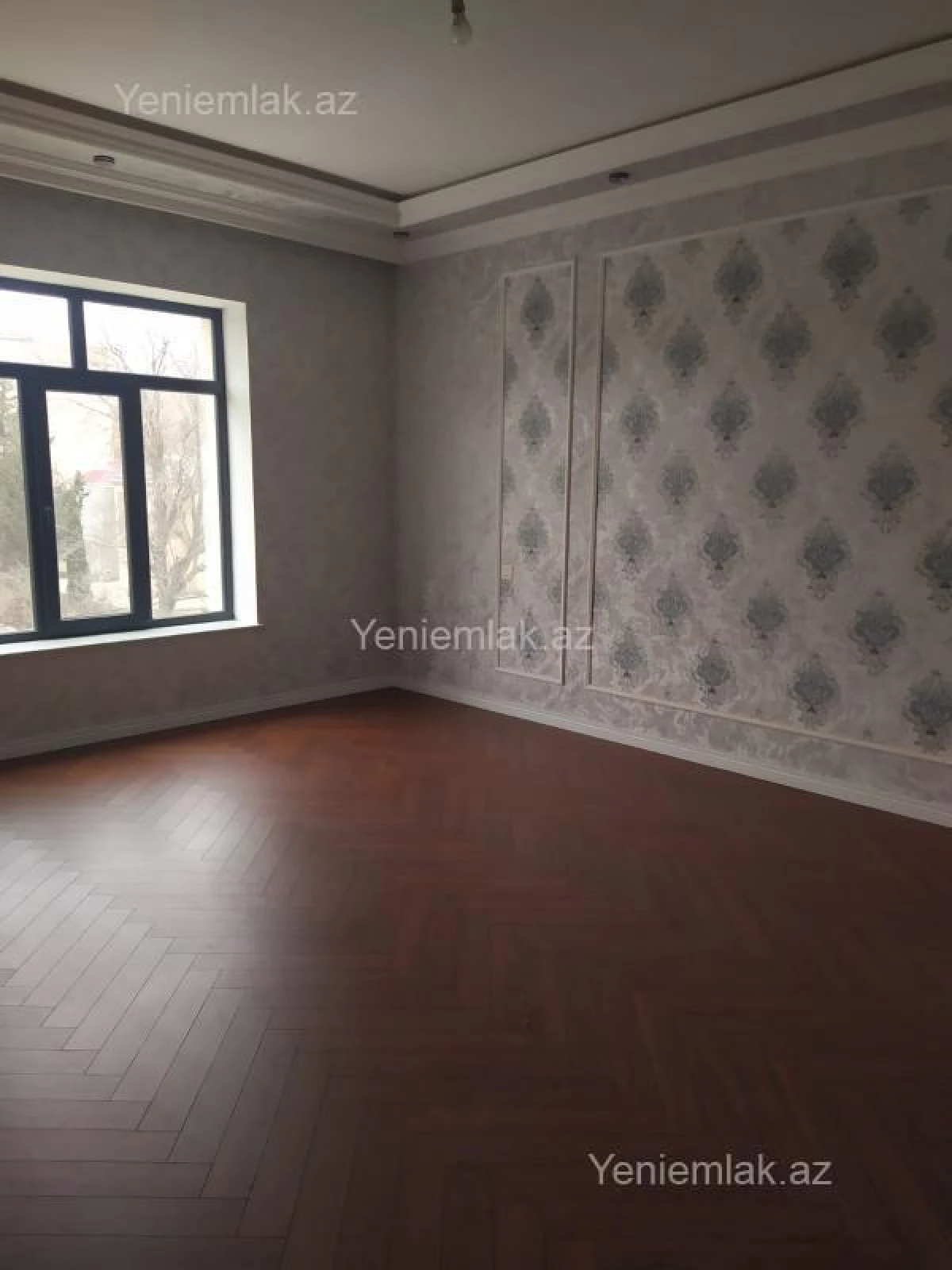 Satılır 5 otaqlı həyət evi 330 m²