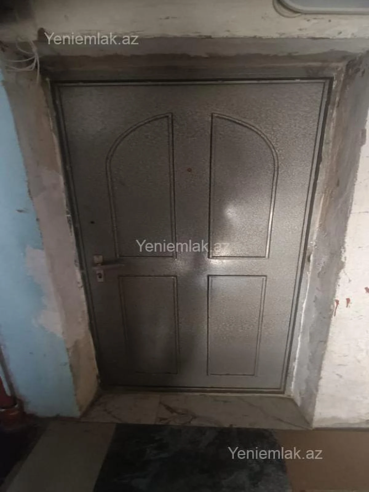 Satılır 1 otaqlı köhnə tikili 32 m²