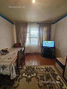 Satılır 2 otaqlı köhnə tikili 47 m²