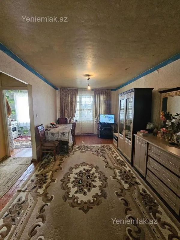 Satılır 2 otaqlı köhnə tikili 47 m²