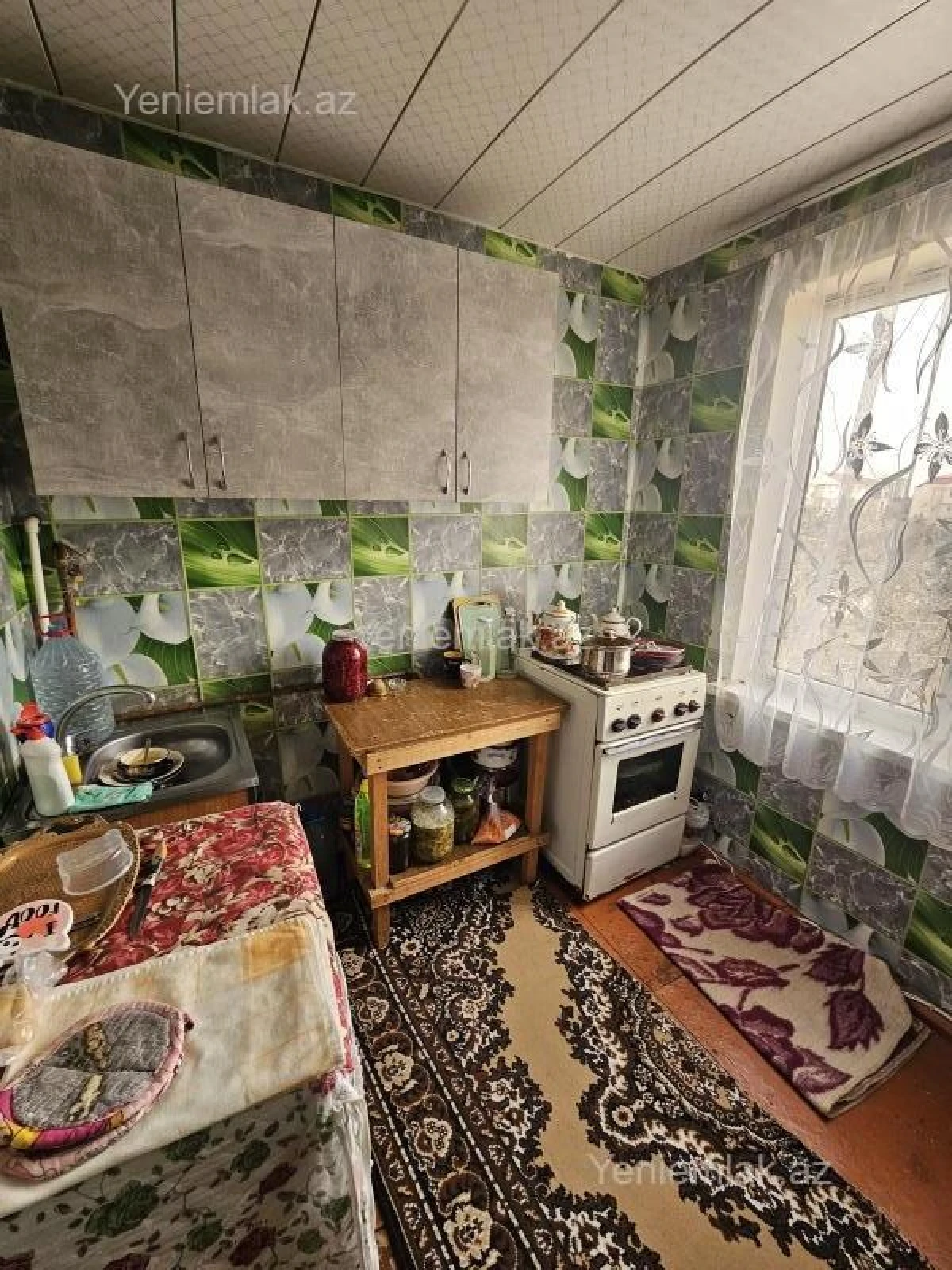 Satılır 2 otaqlı köhnə tikili 47 m²