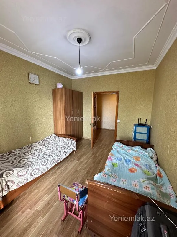 Satılır 5 otaqlı köhnə tikili 110 m²