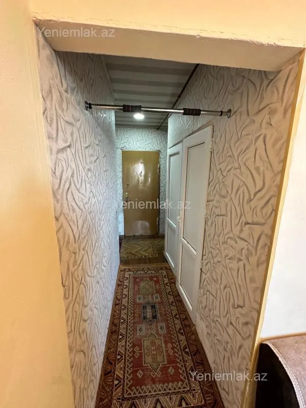 Satılır 2 otaqlı köhnə tikili 55 m²