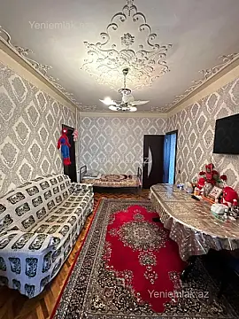 Satılır 2 otaqlı köhnə tikili 55 m²