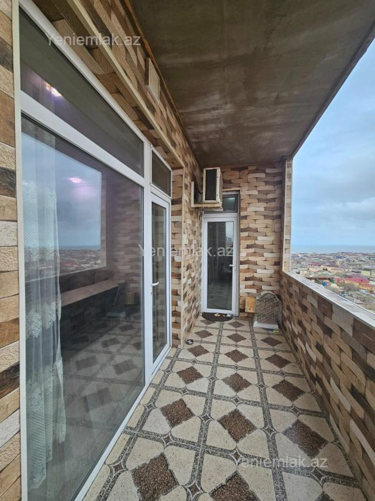Satılır 3 otaqlı yeni tikili 98 m²