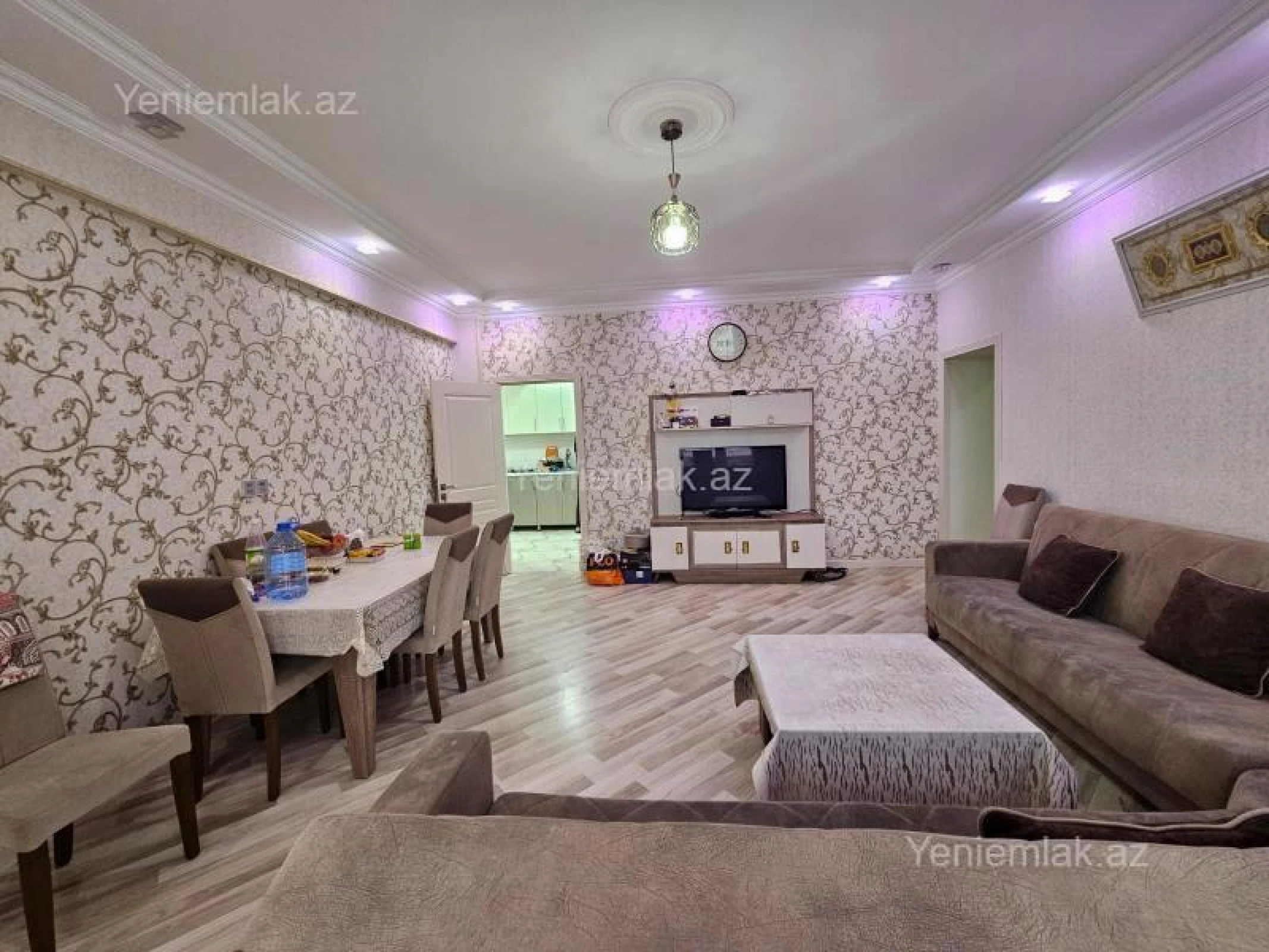 Satılır 3 otaqlı yeni tikili 98 m²