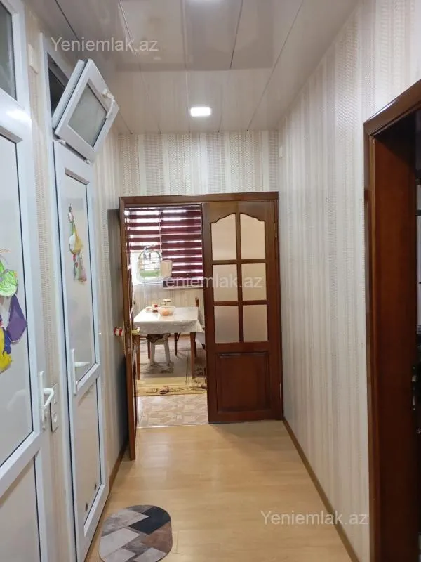 Satılır 3 otaqlı köhnə tikili 72 m²
