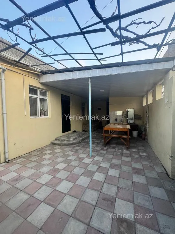 Satılır 4 otaqlı həyət evi 110 m²