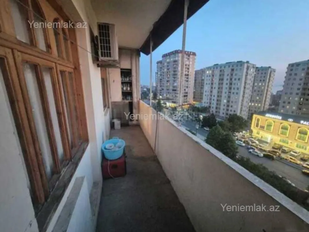Satılır 2 otaqlı köhnə tikili 60 m²