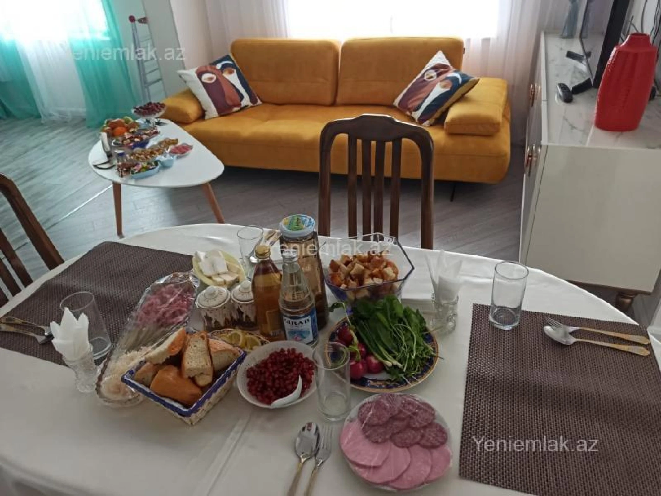 Satılır 2 otaqlı köhnə tikili 62 m²