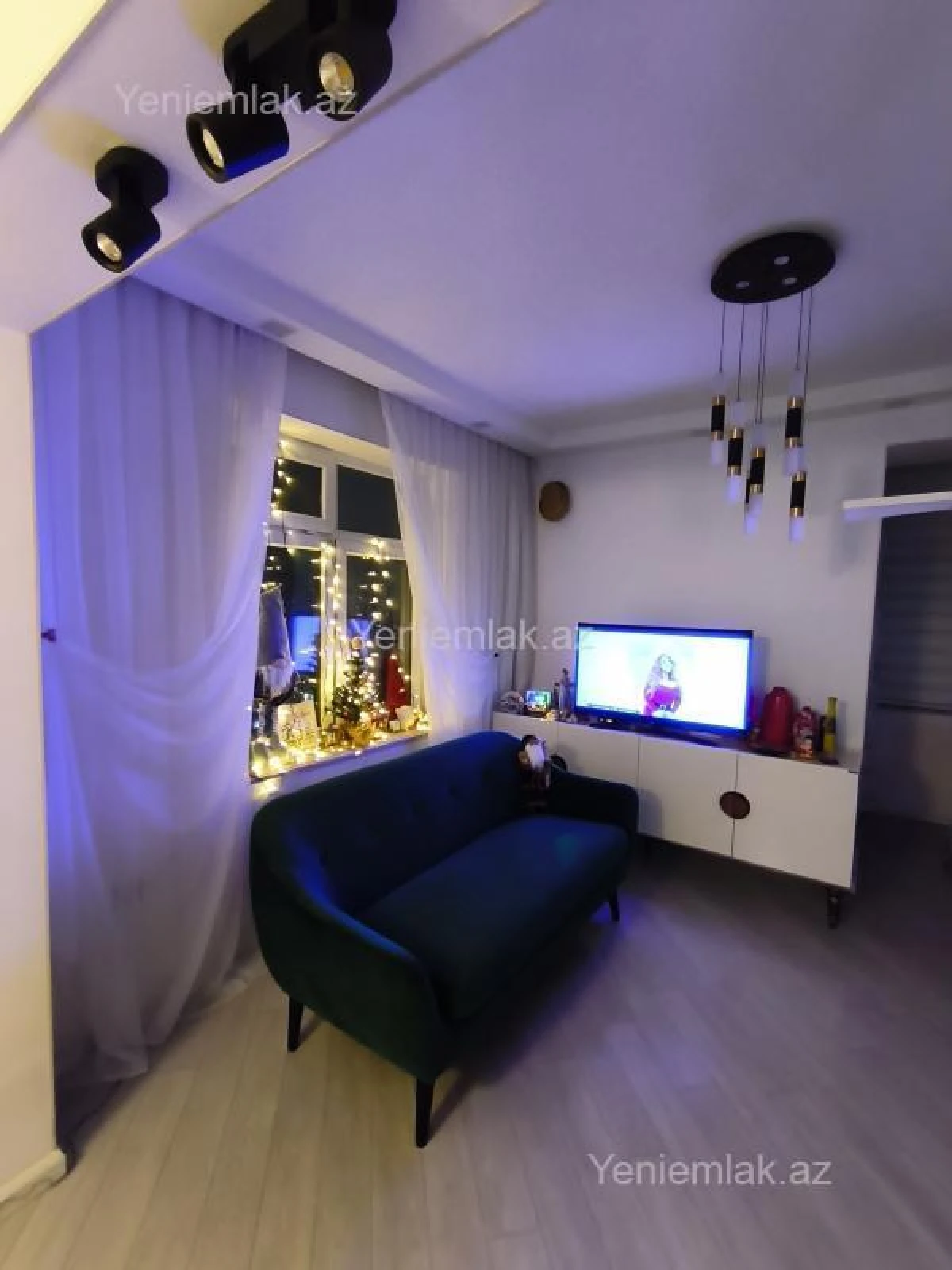 Satılır 2 otaqlı köhnə tikili 62 m²