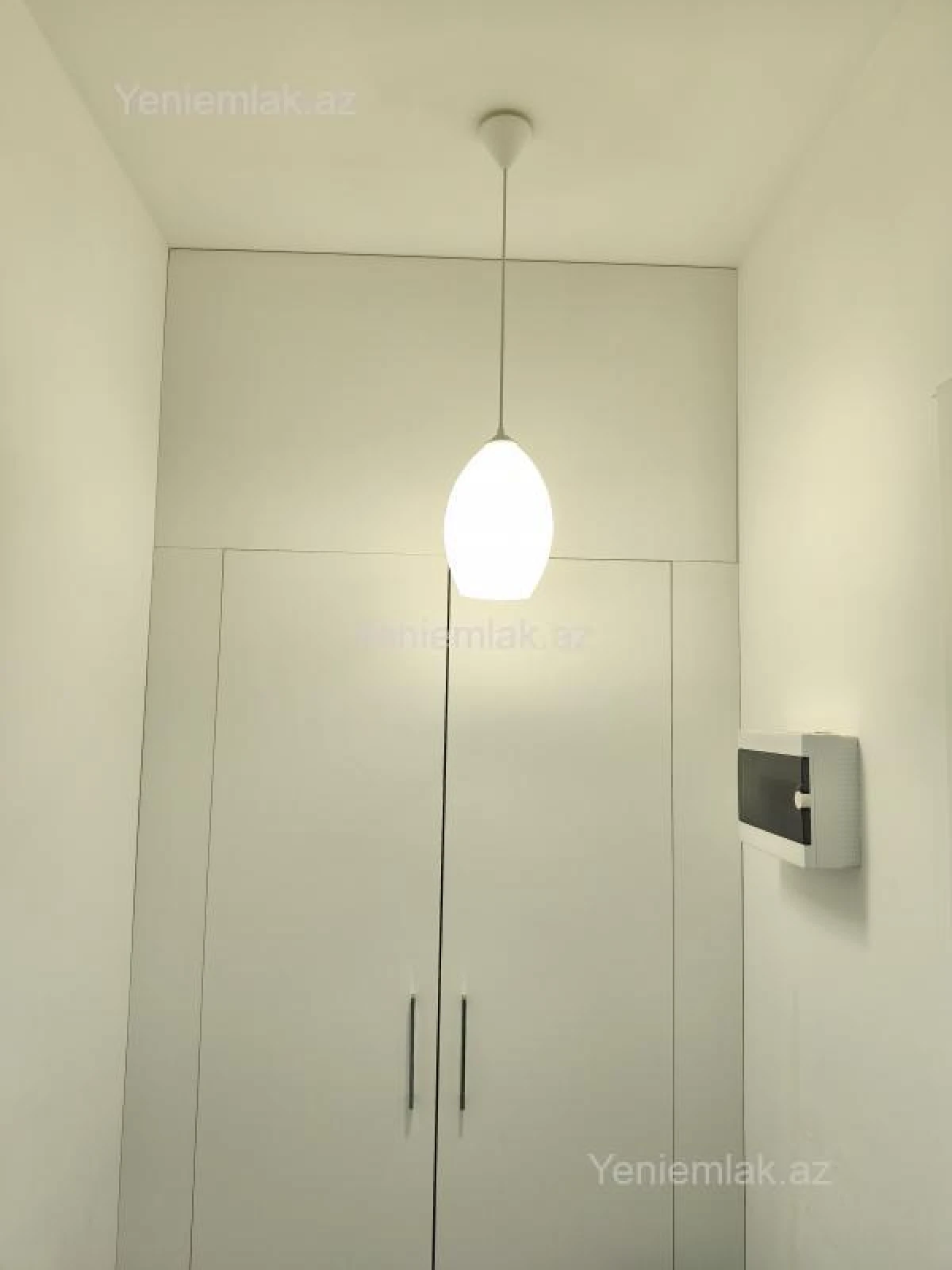 Satılır 2 otaqlı köhnə tikili 62 m²