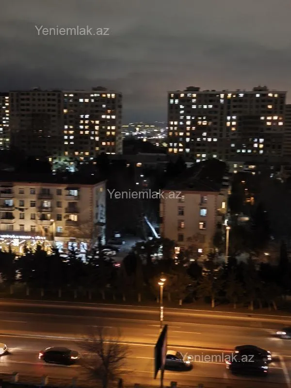 Satılır 2 otaqlı köhnə tikili 62 m²