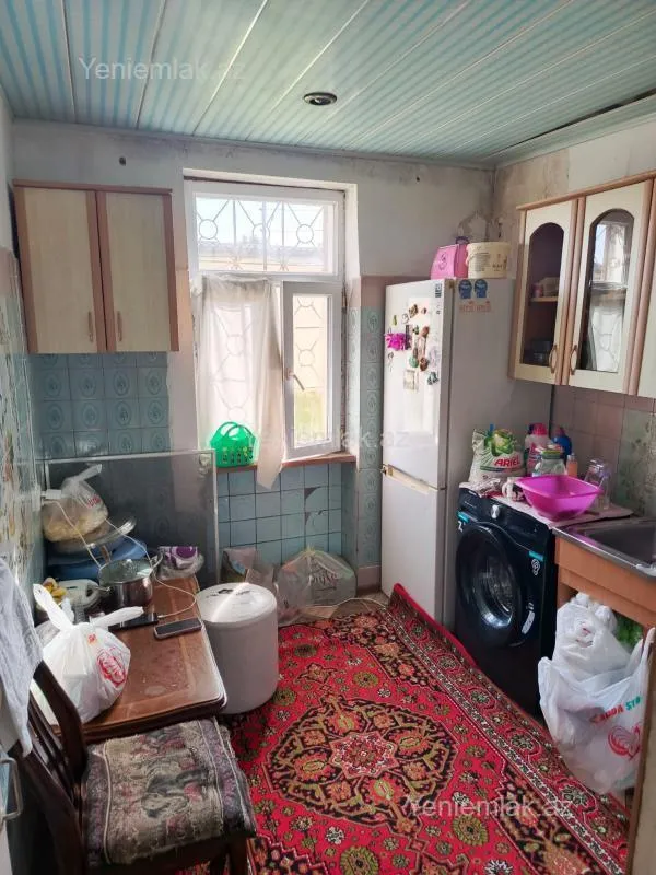 Satılır 2 otaqlı köhnə tikili 51 m²