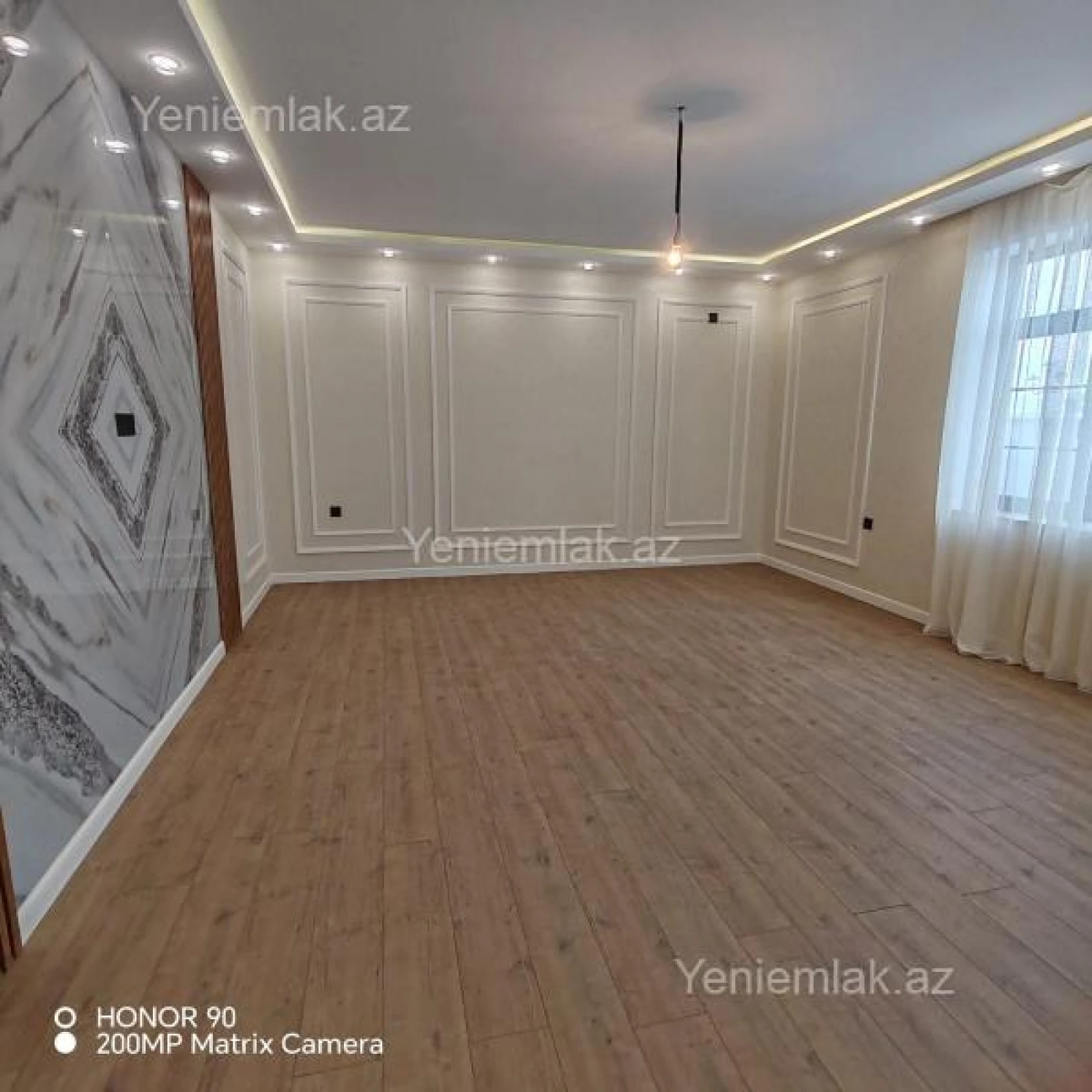 Satılır 4 otaqlı həyət evi 135 m²