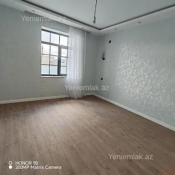 Satılır 4 otaqlı həyət evi 135 m²