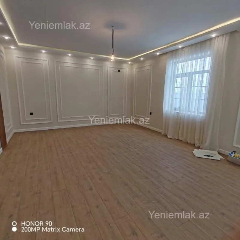 Satılır 4 otaqlı həyət evi 135 m²