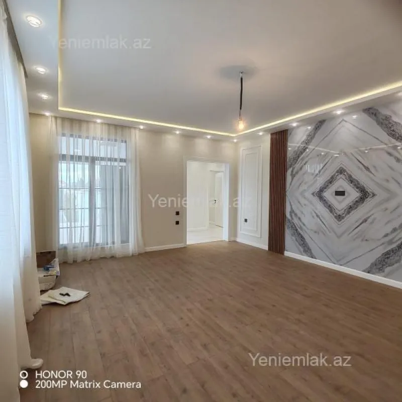 Satılır 4 otaqlı həyət evi 135 m²