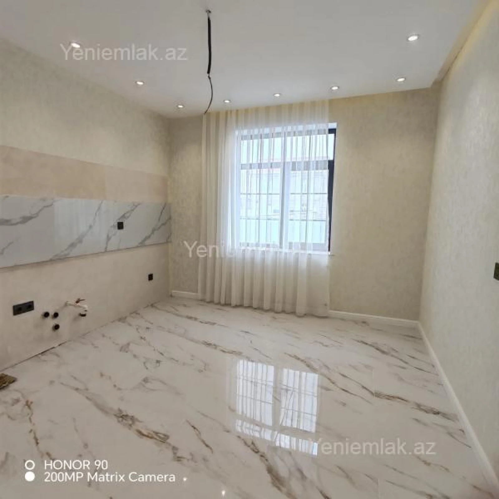 Satılır 4 otaqlı həyət evi 135 m²