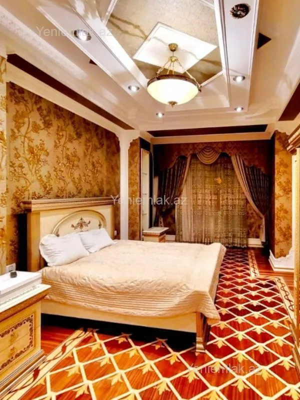 Satılır 4 otaqlı yeni tikili 250 m²