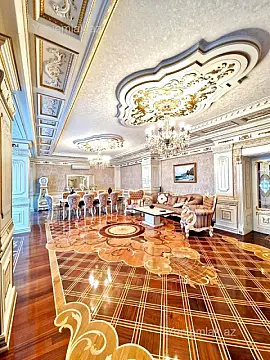 Satılır 4 otaqlı yeni tikili 250 m²