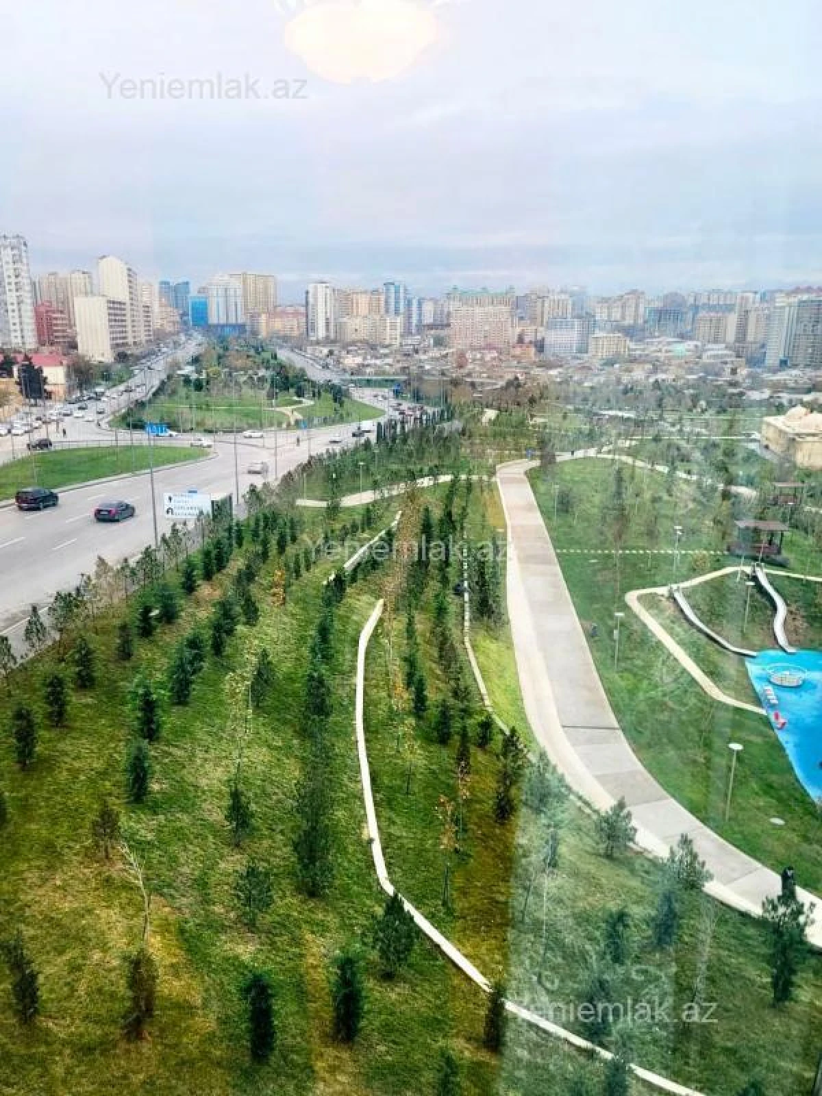 Satılır 4 otaqlı yeni tikili 250 m²