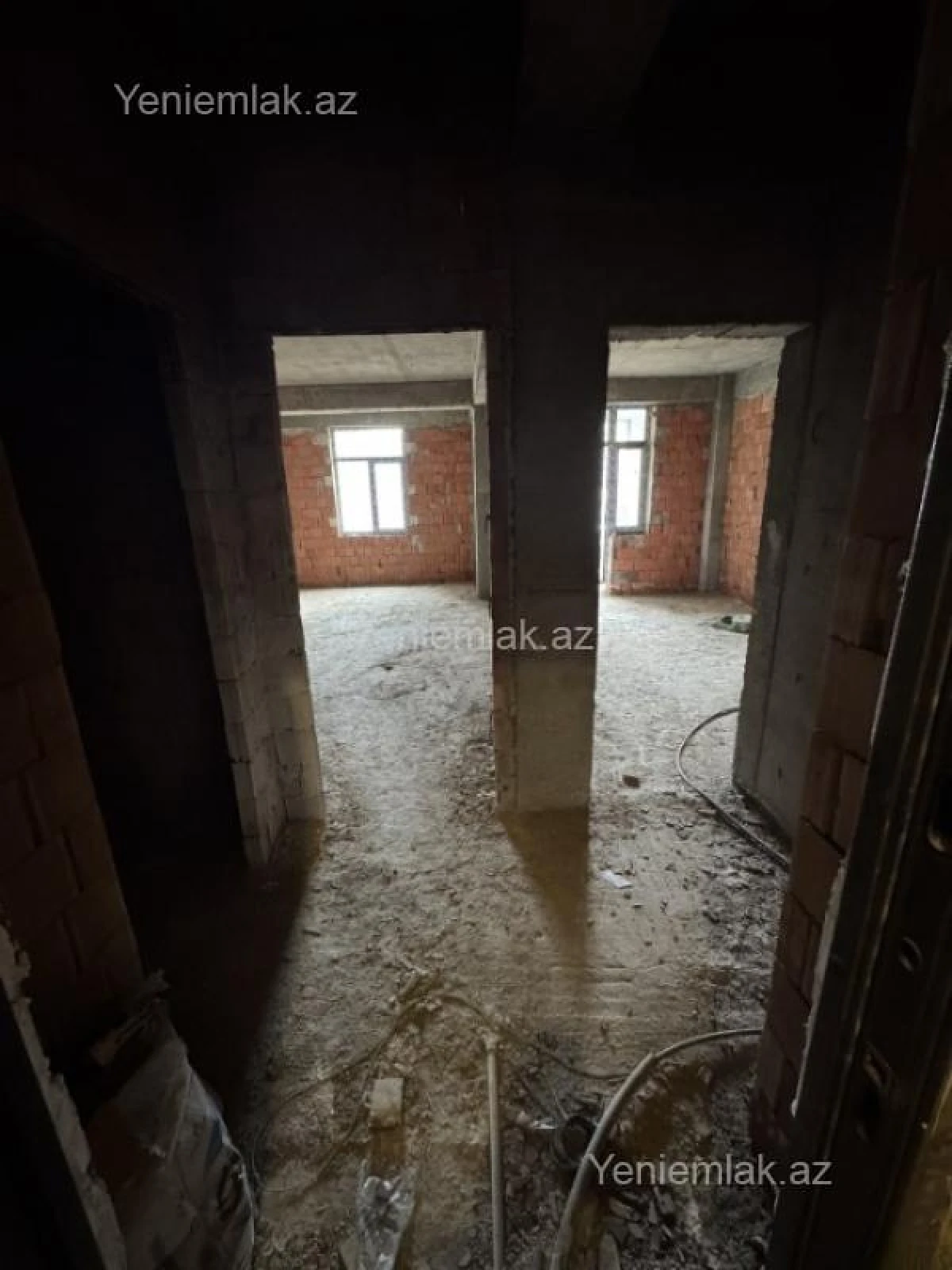 Satılır 2 otaqlı yeni tikili 77 m²