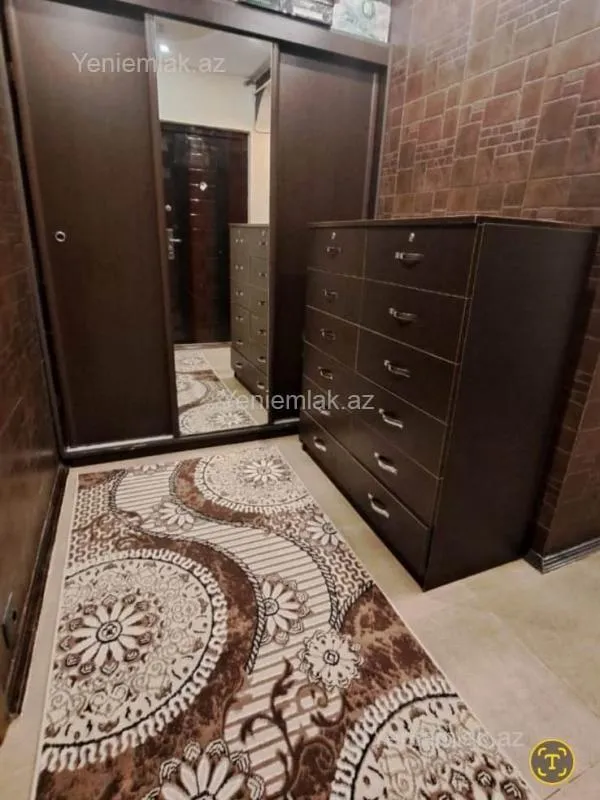 Satılır 2 otaqlı köhnə tikili 60 m²