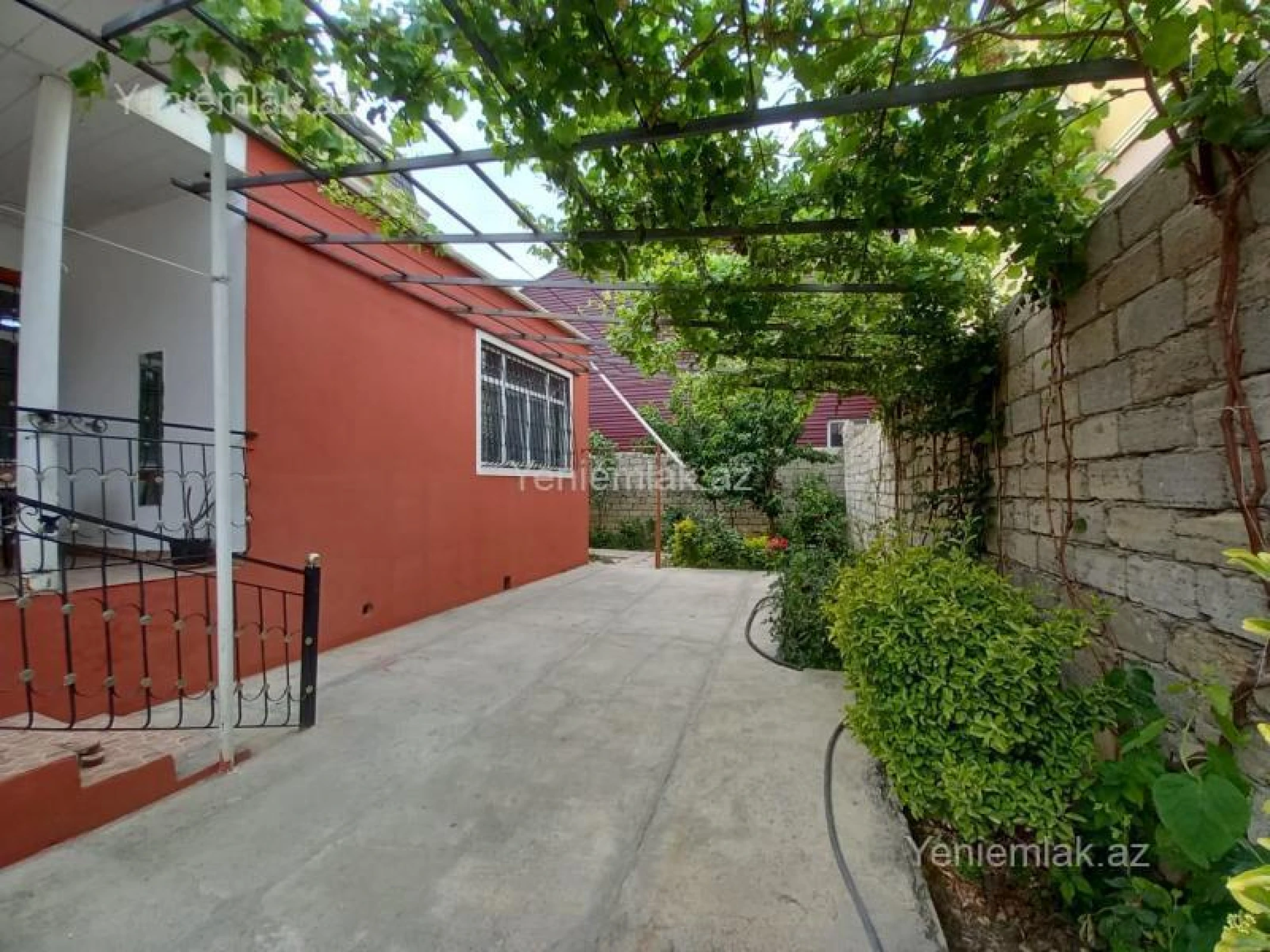 Satılır 3 otaqlı həyət evi 100 m²