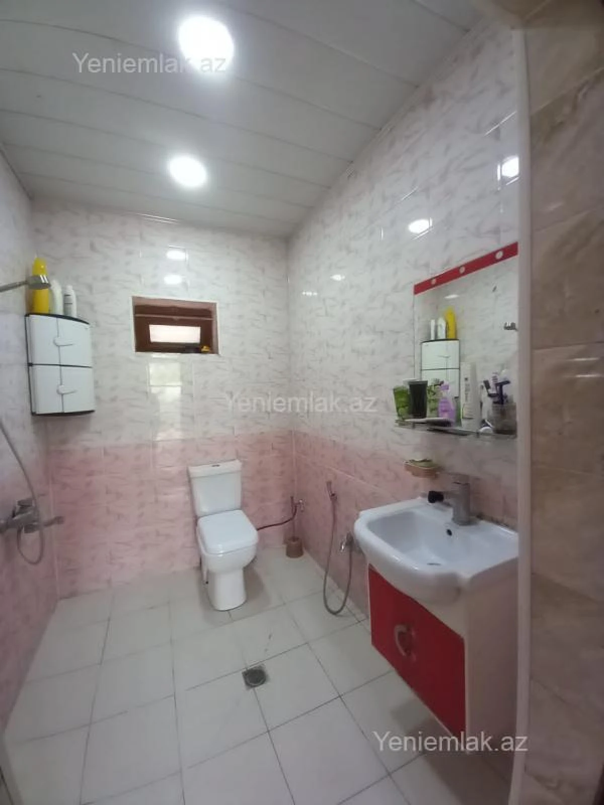 Satılır 3 otaqlı həyət evi 100 m²